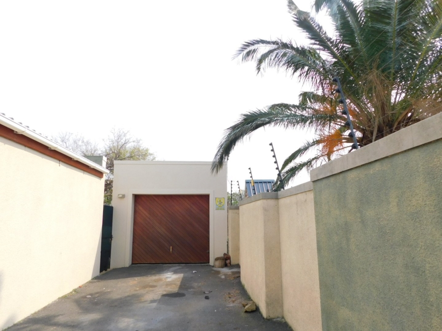 3 Bedroom Property for Sale in Whispering Pines Western Cape